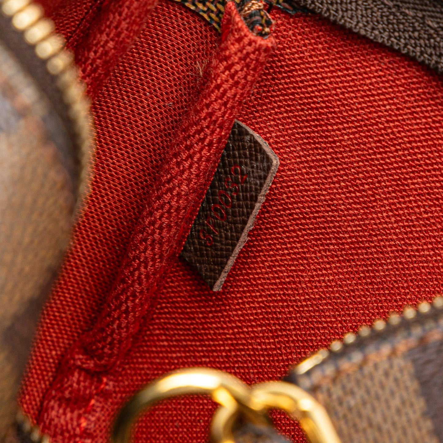 Louis Vuitton Damier Ebene Mini Pochette Accessoires (SHG-MuQlUc)