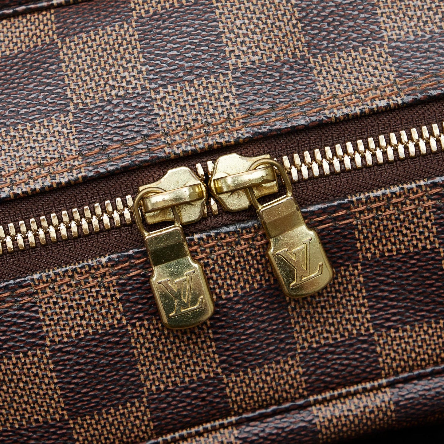 Louis Vuitton Damier Ebene Naviglio (SHG-xQw3Hw)