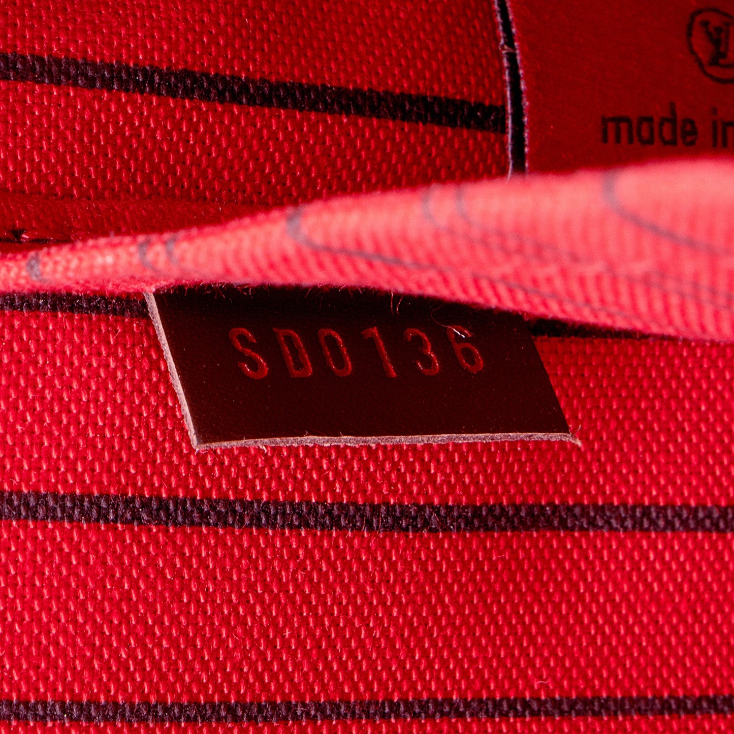 Louis Vuitton Damier Ebene Neverfull GM Pochette