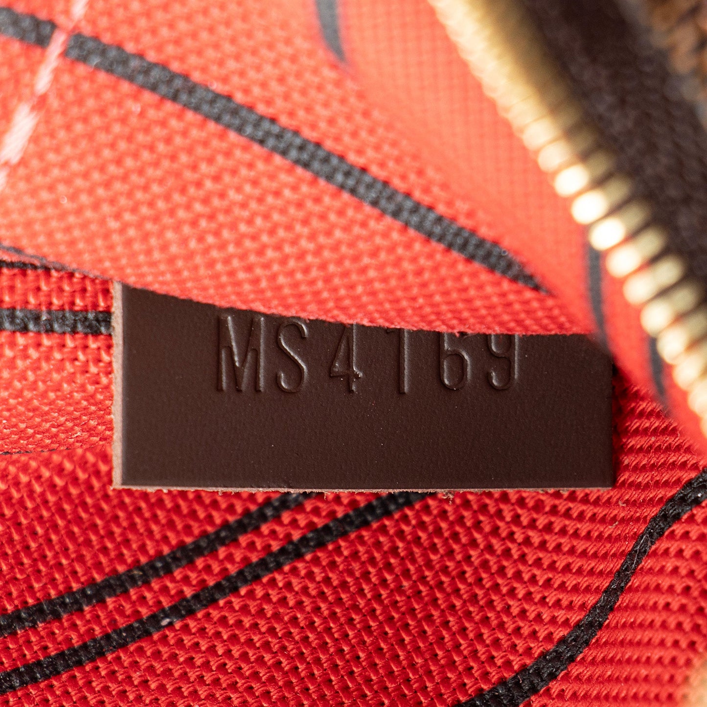 Louis Vuitton Damier Ebene Neverfull MM Pochette (SHF-JnJKpe)