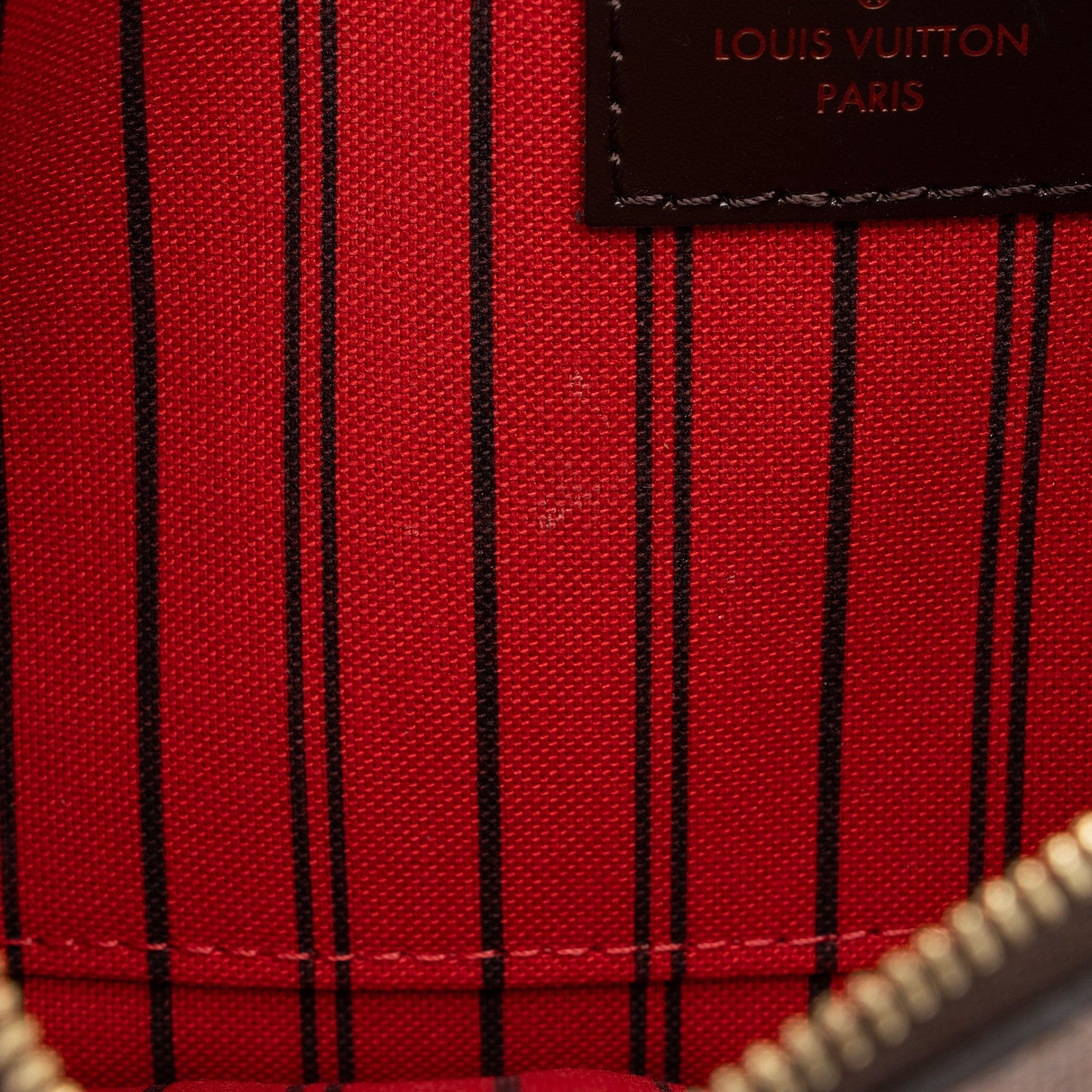 Louis Vuitton Damier Ebene Neverfull MM Pochette (SHF-iiFn5Y)