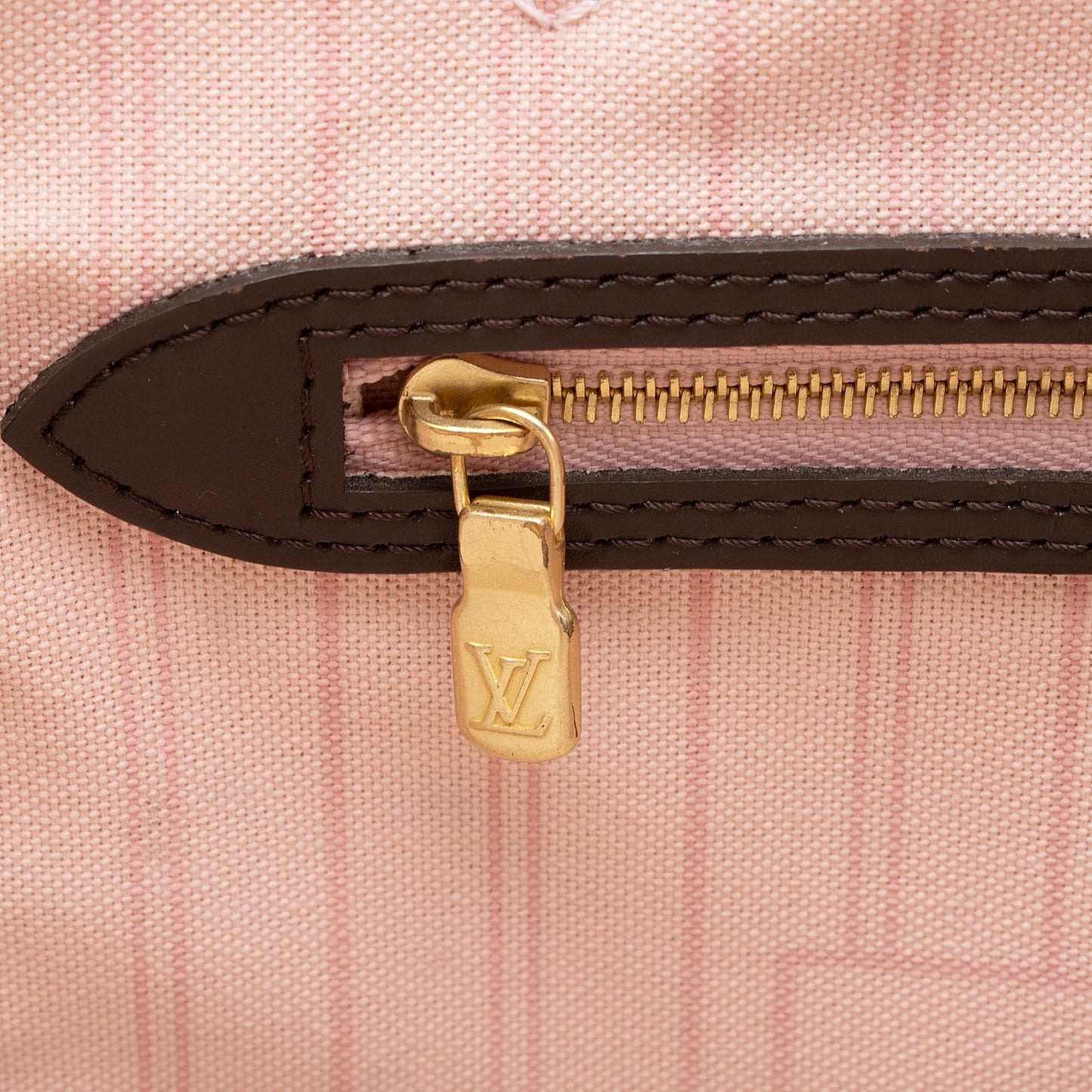 Louis Vuitton Damier Ebene Neverfull MM Tote -  (SHF-fsCnYu)