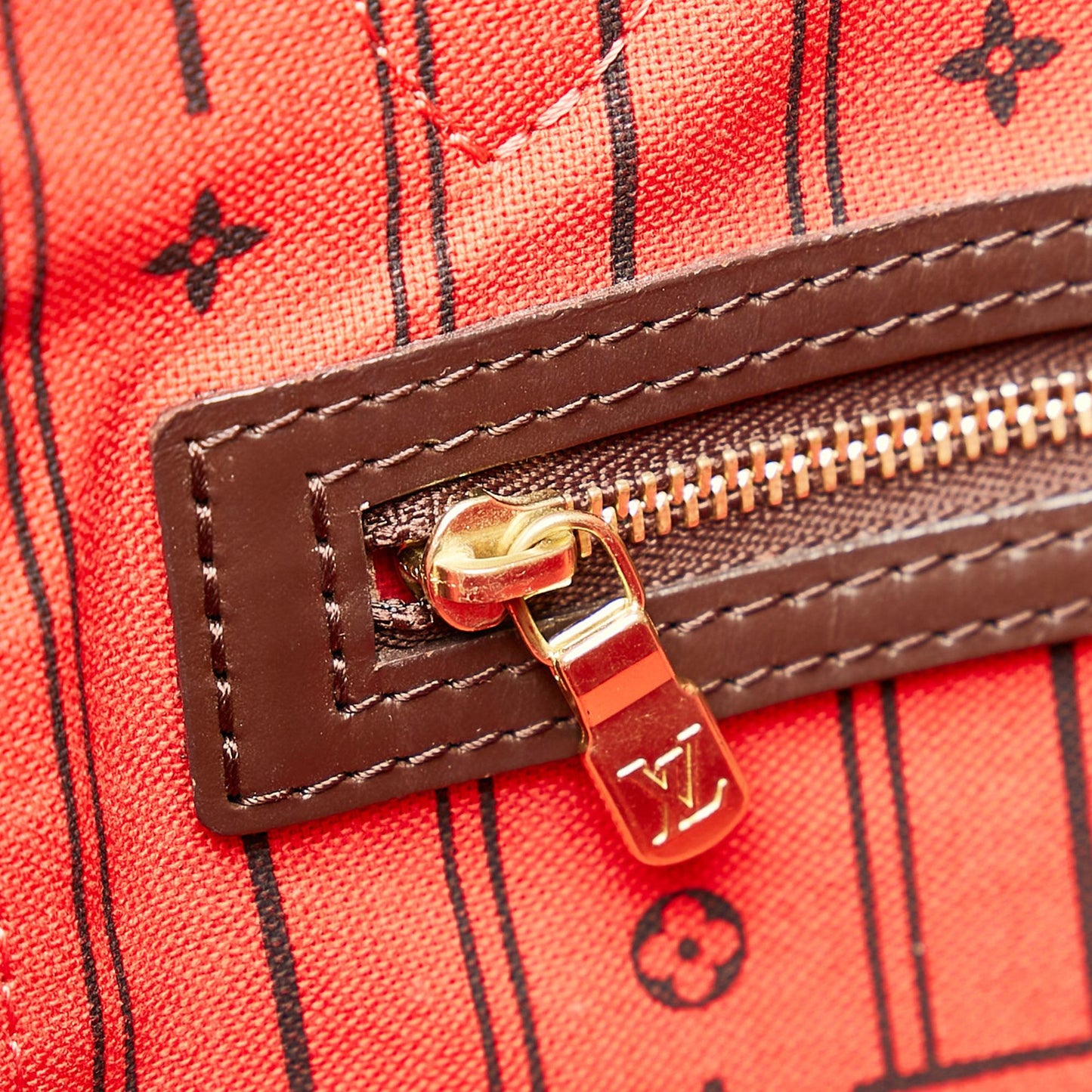 Louis Vuitton Damier Ebene Neverfull MM (SHG-vhv9oD)