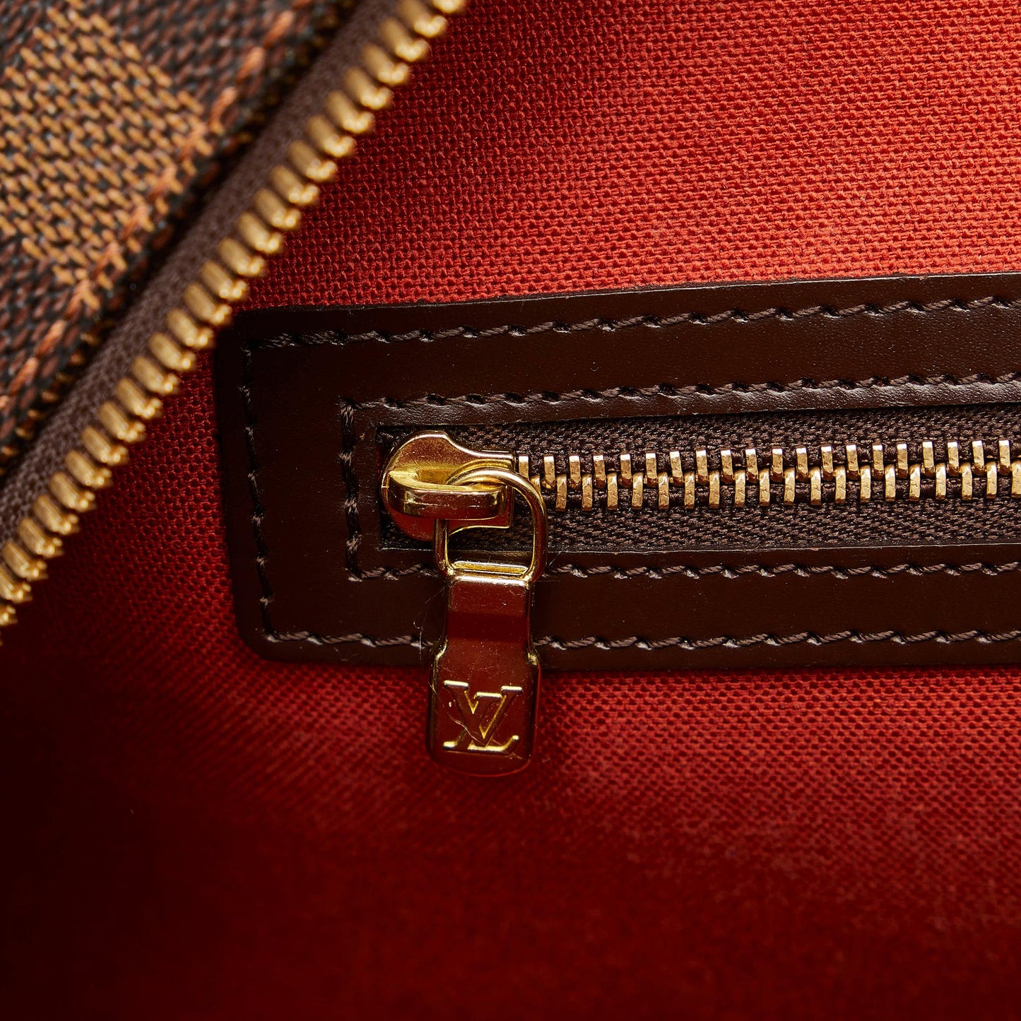 Louis Vuitton Damier Ebene Nolita (SHG-owKjeN)