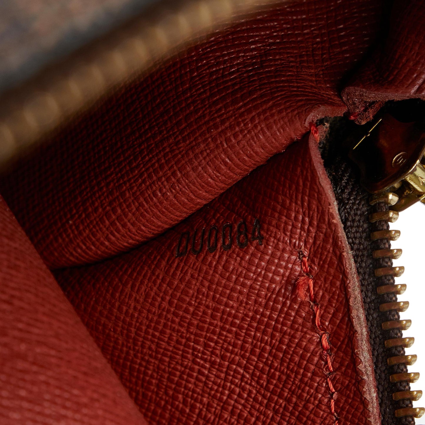 Louis Vuitton Damier Ebene Papillon 26 (SHG-UCEi4v)