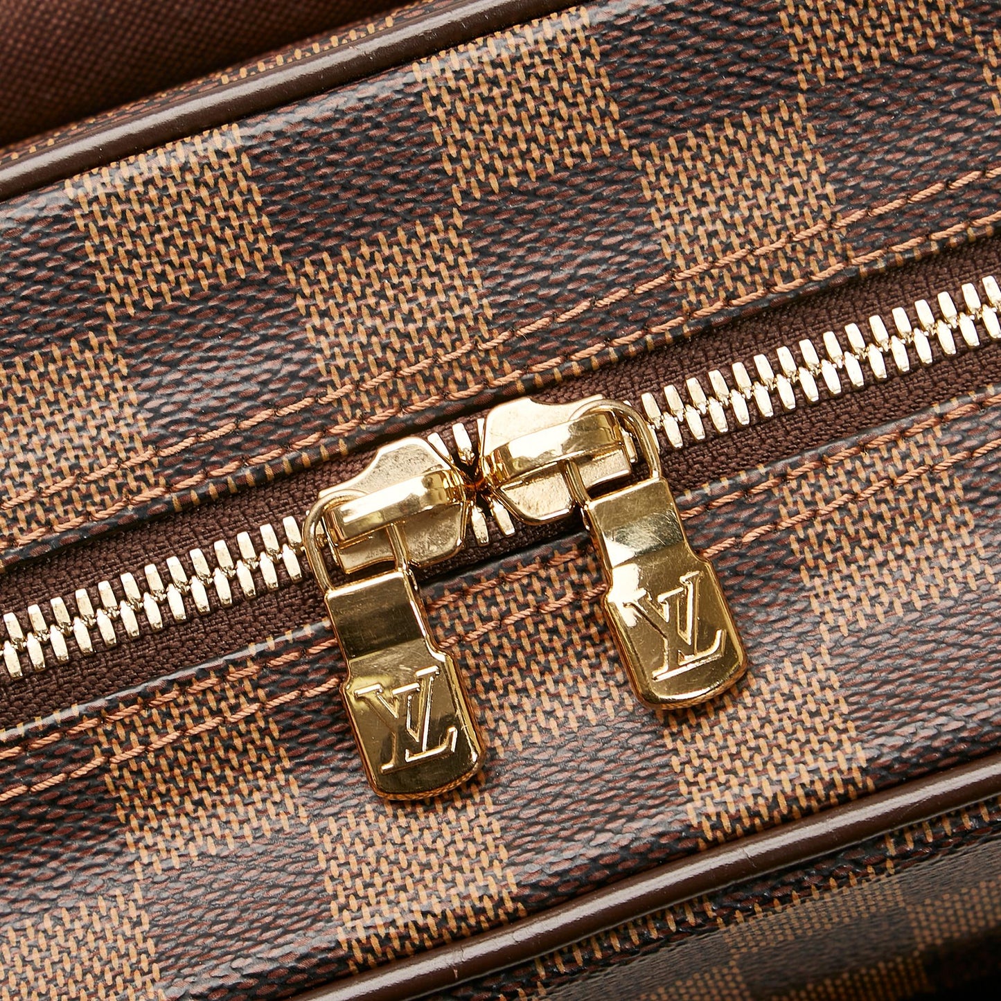 Louis Vuitton Damier Ebene Shelton GM (SHG-35906)