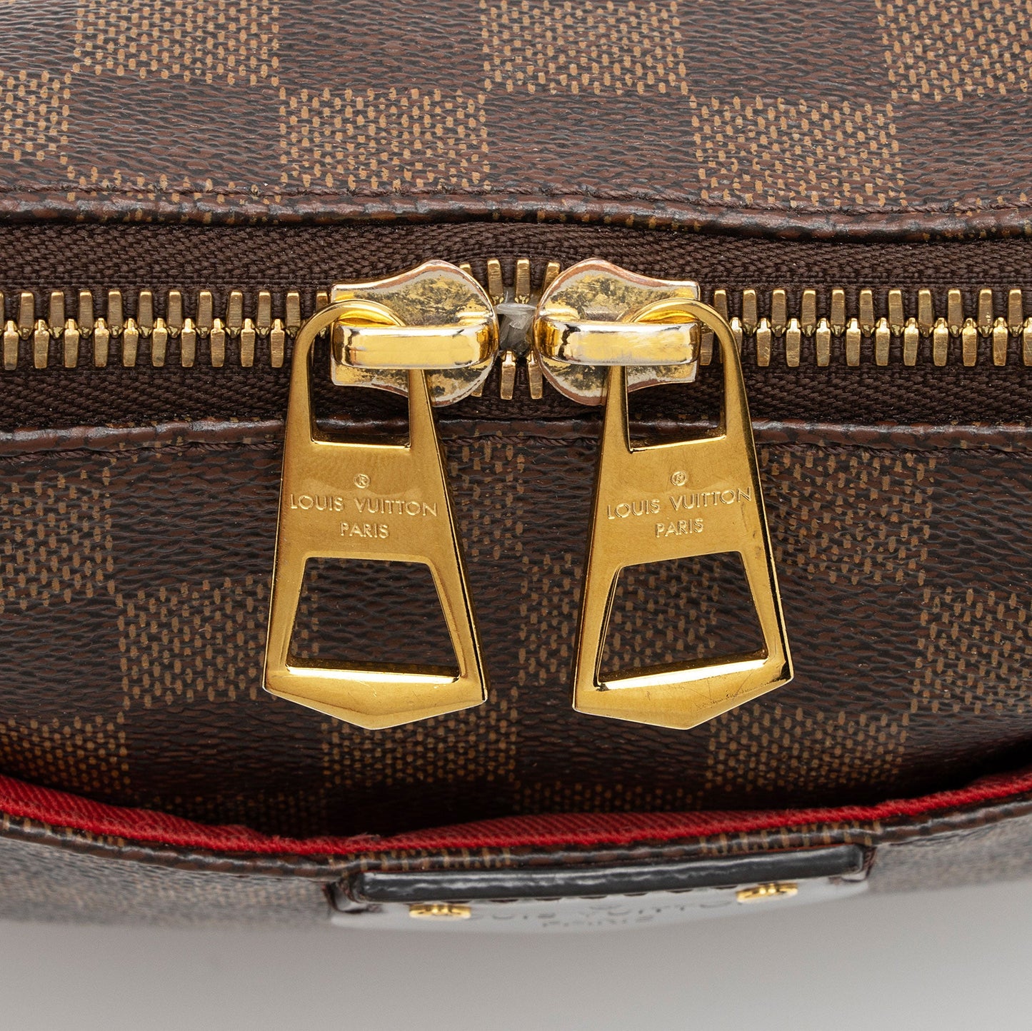 Louis Vuitton Damier Ebene South Bank Besace Shoulder Bag (SHF-hM1pts)