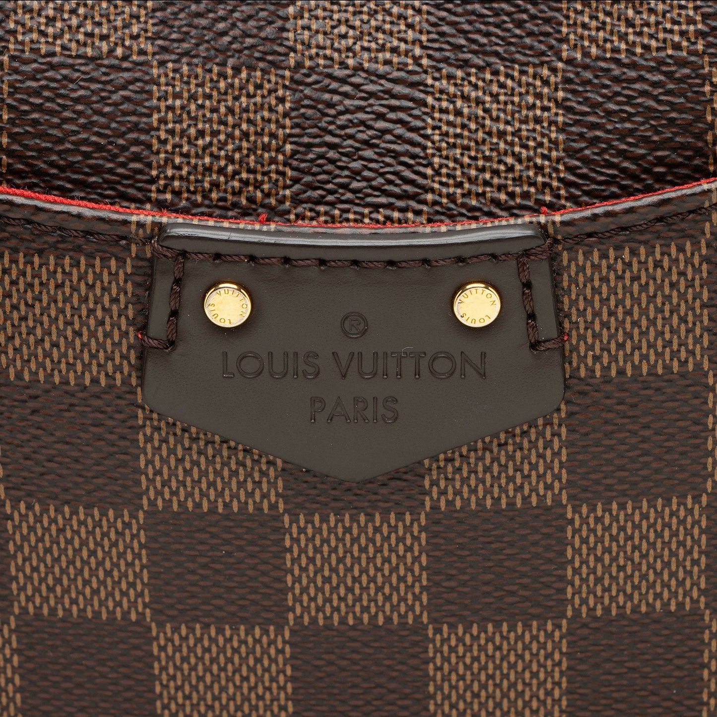 Louis Vuitton Damier Ebene South Bank Besace Shoulder Bag (SHF-uMxGQK)