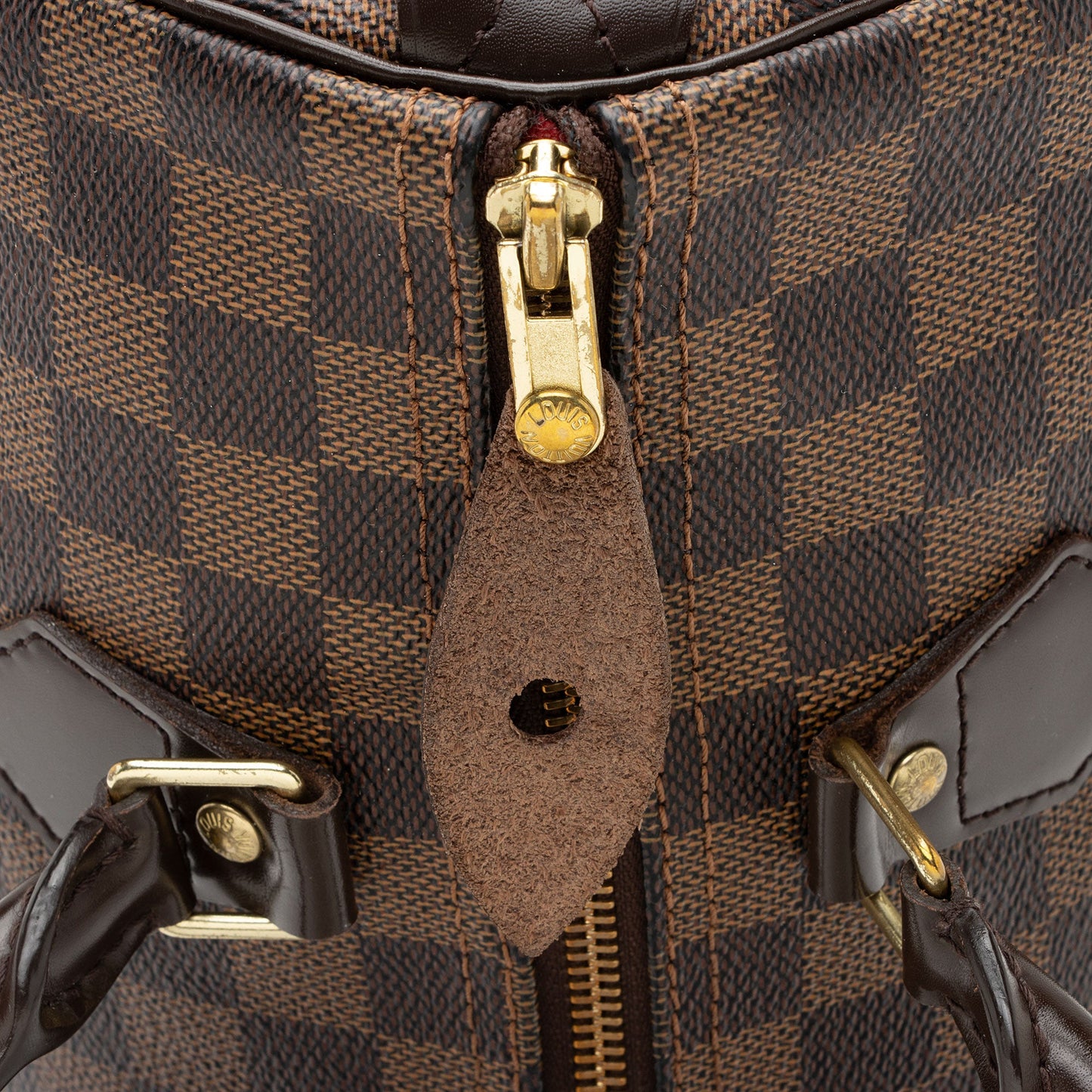 Louis Vuitton Damier Ebene Speedy 30 Satchel (SHF-4APT61)