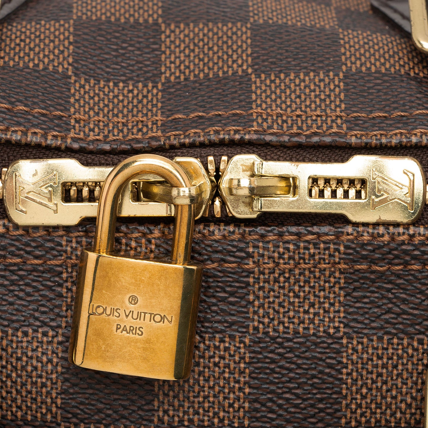 Louis Vuitton Damier Ebene Speedy Bandouliere 25 Satchel (SHF-civ3a7)