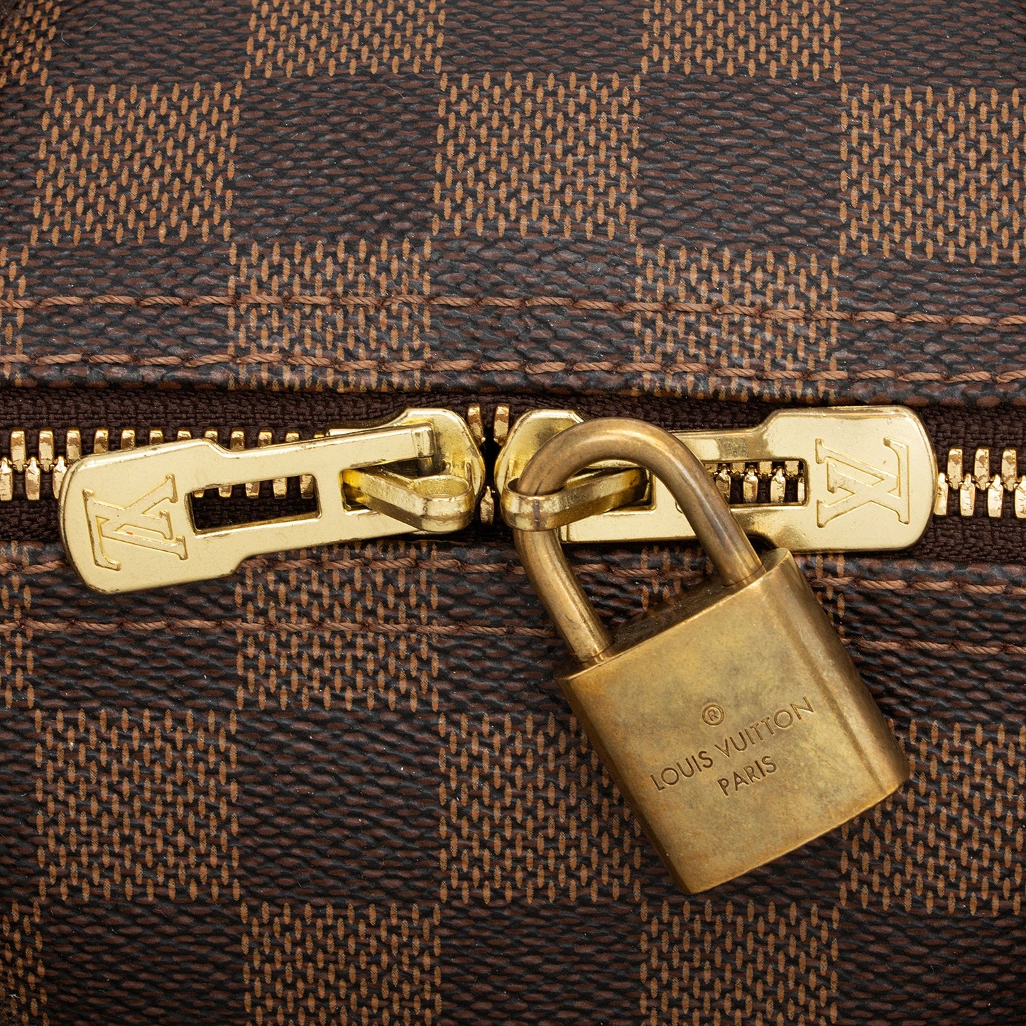 Louis Vuitton Damier Ebene Speedy Bandouliere 30 Satchel (SHF-9xbfu9)
