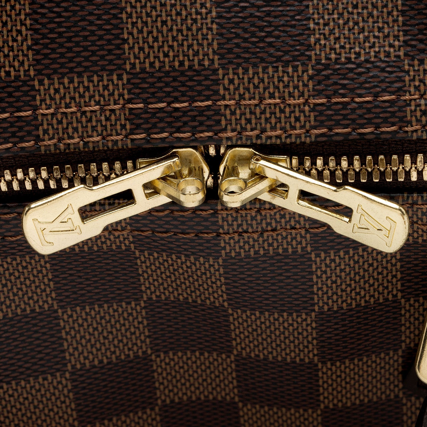 Louis Vuitton Damier Ebene Speedy Bandouliere 35 Satchel (SHF-zqmgHr)