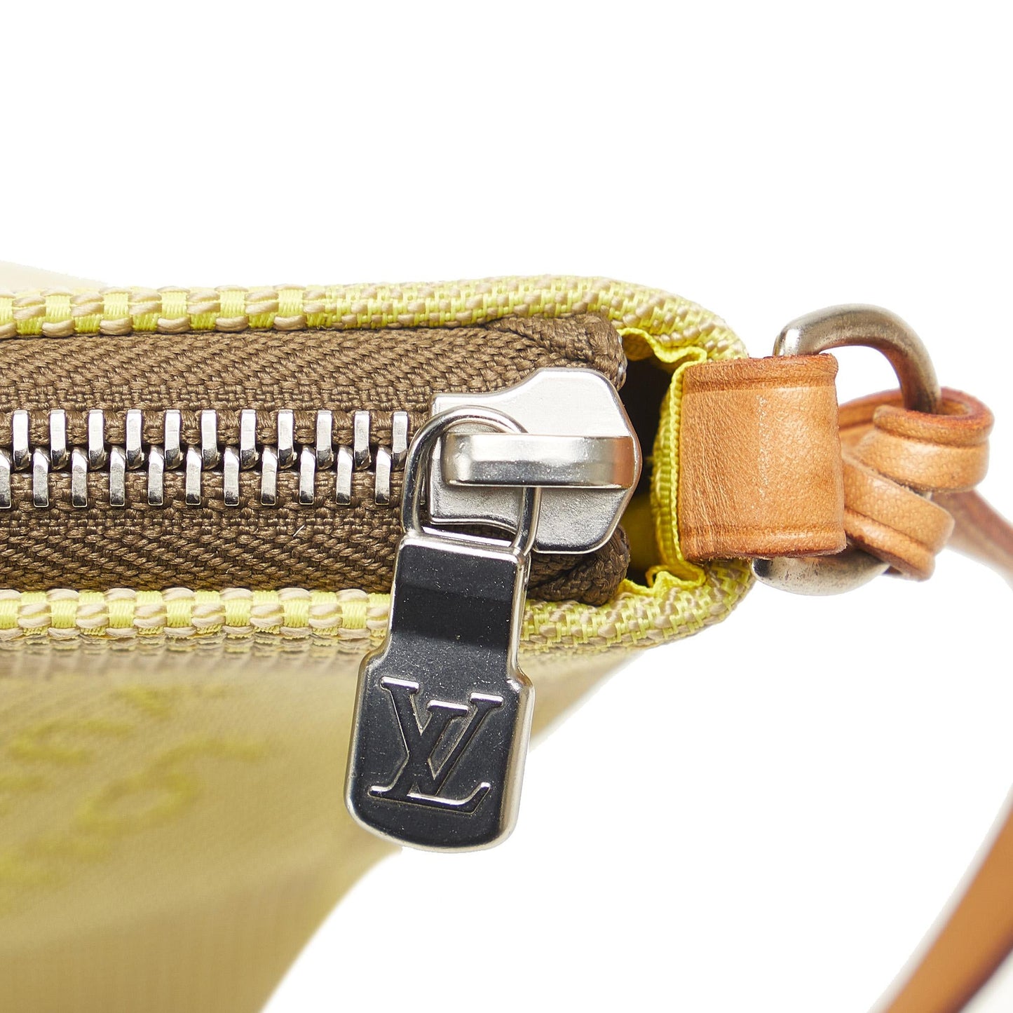 Louis Vuitton Damier Geant LV Cup Volunteer (SHG-gaWKRk)