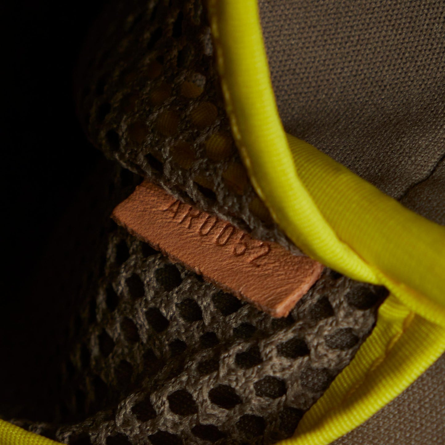 Louis Vuitton Damier Geant LV Cup Weatherly (SHG-Dc8FJL)