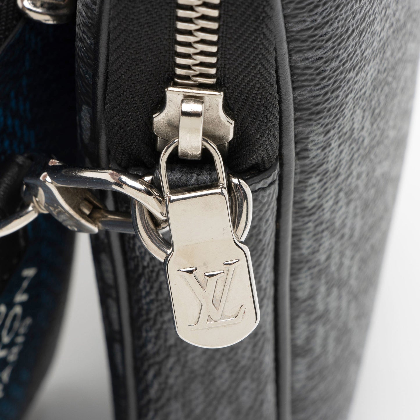 Louis Vuitton Damier Graphite 3D Modular Pouch