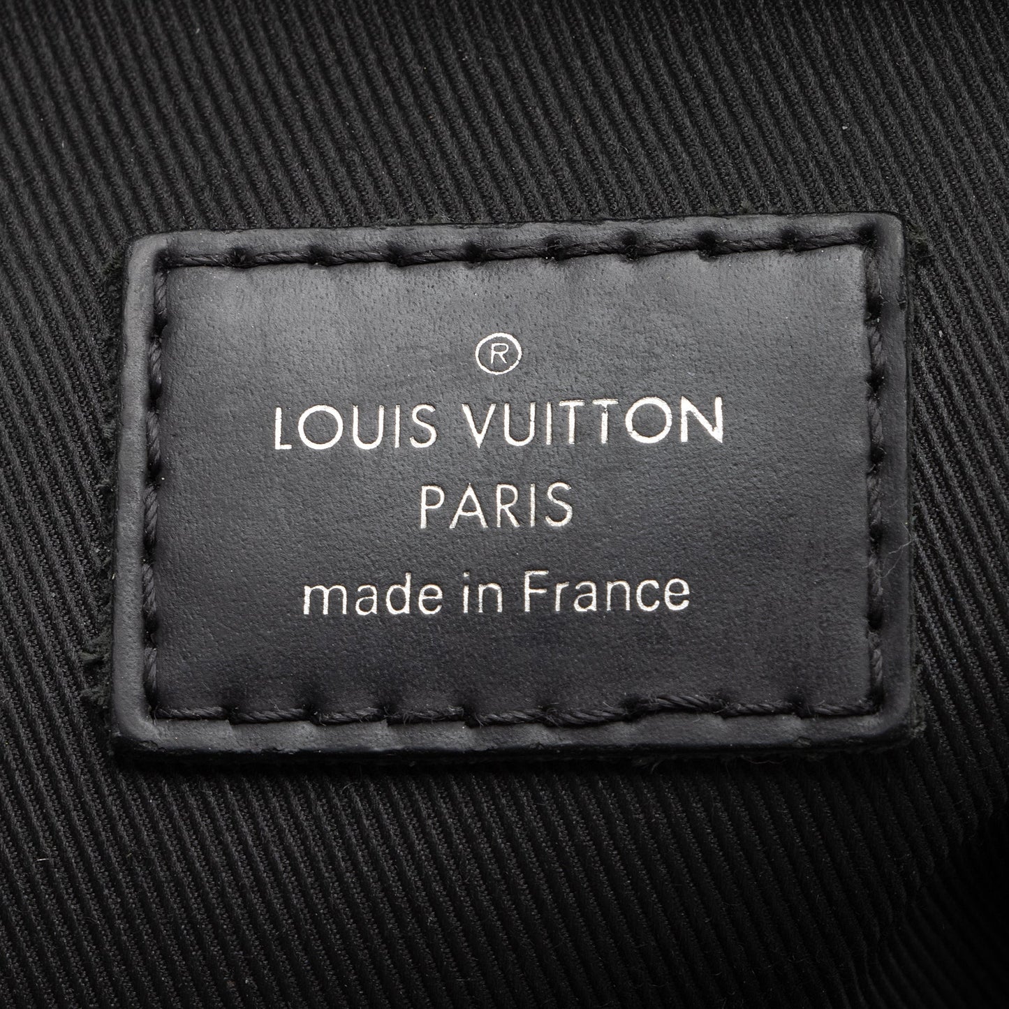 Louis Vuitton Damier Graphite Avenue Sling Bag (SHF-0TkOeq)