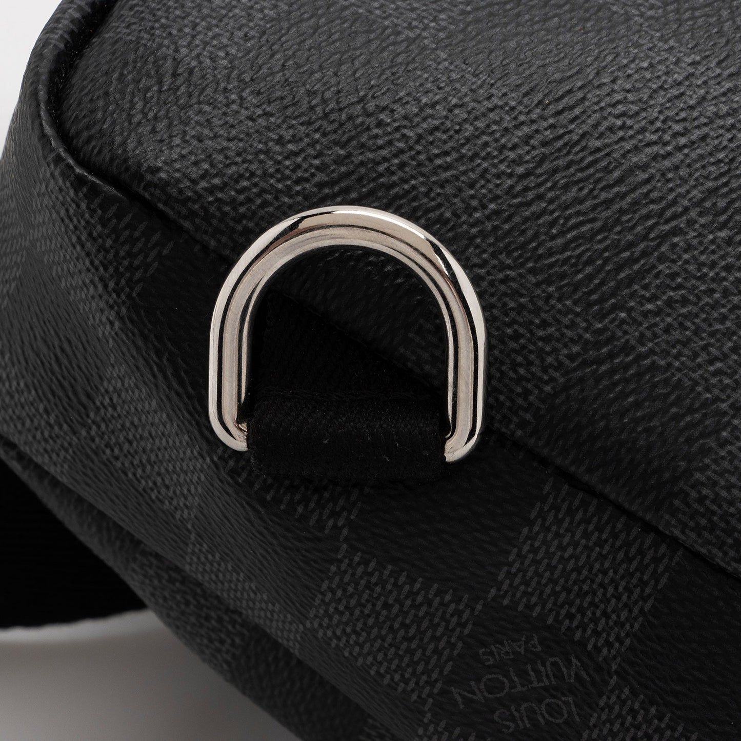 Louis Vuitton Damier Graphite Avenue Sling Bag (SHF-MSnCWR)