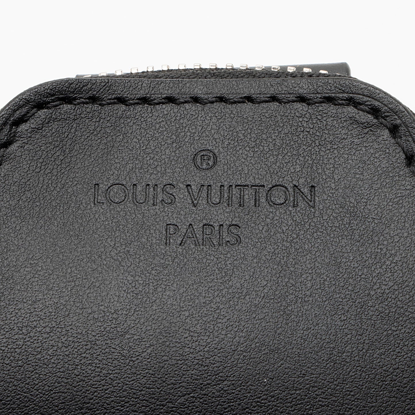 Louis Vuitton Damier Graphite Avenue Sling NM Bag (SHF-W6BKFK)