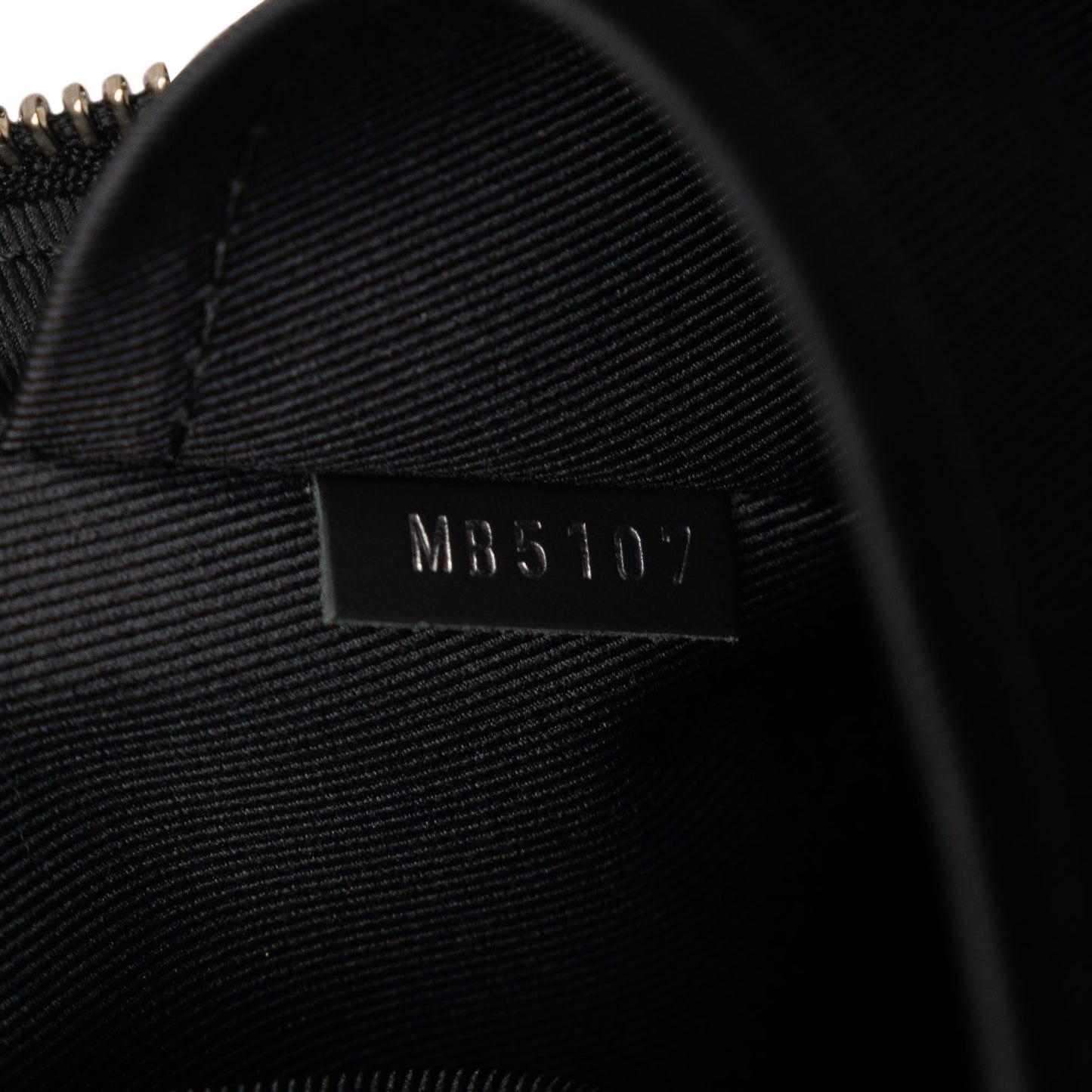 Louis Vuitton Damier Graphite Avenue Sling (SHG-5T4us2)