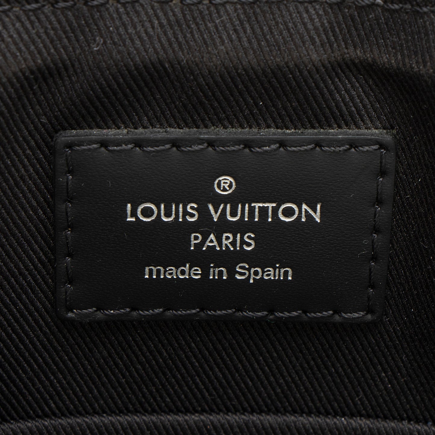 Louis Vuitton Damier Graphite Cobalt Jungle District PM Messenger