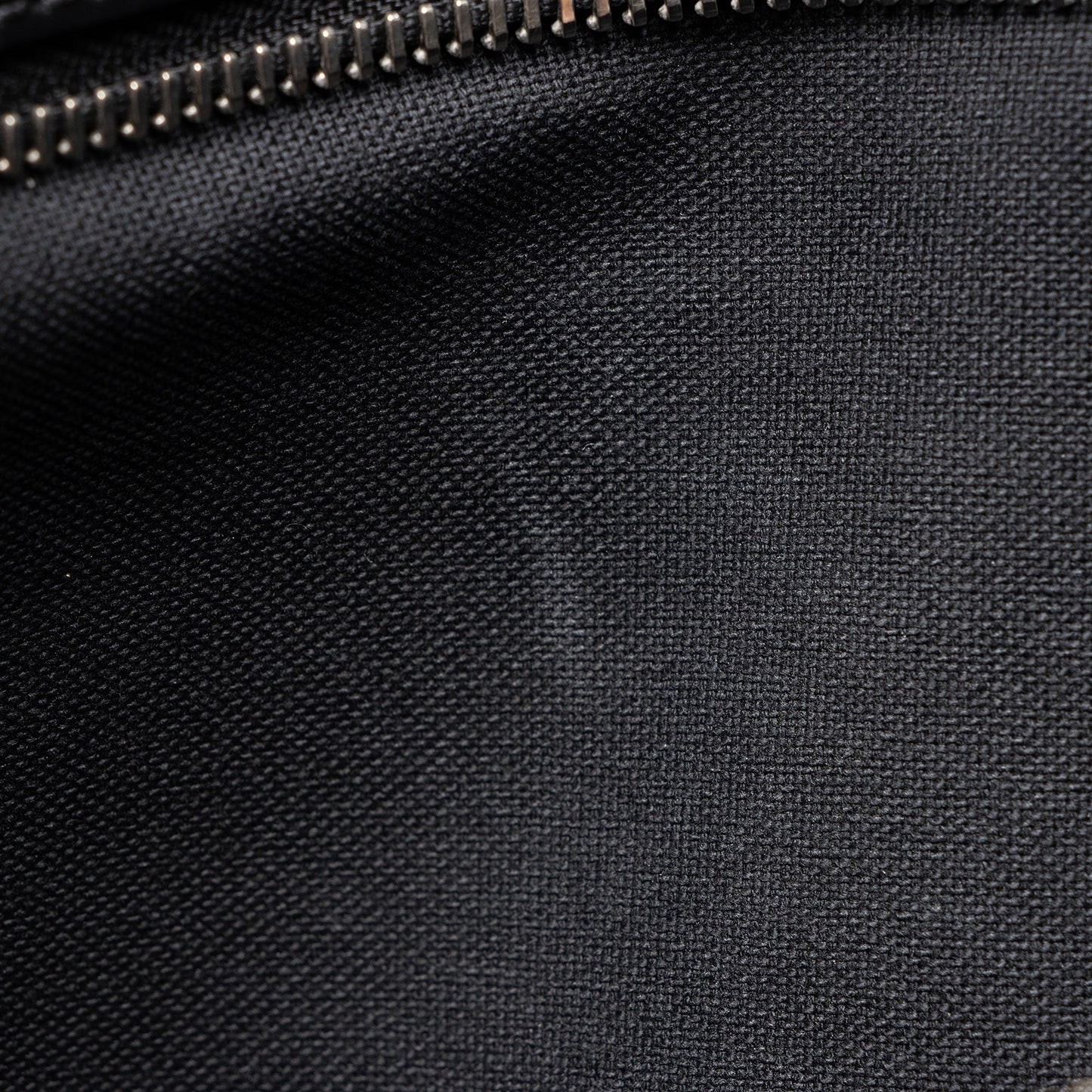Louis Vuitton Damier Graphite Daniel MM Messenger (SHF-gXB02D)