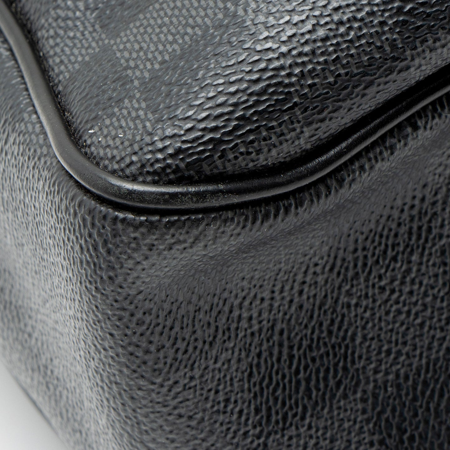 Louis Vuitton Damier Graphite Daniel MM Messenger
