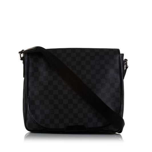 Louis Vuitton Damier Graphite Daniel MM (SHG-nyX3iR)