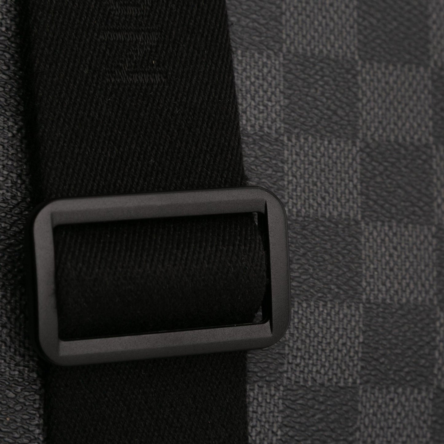 Louis Vuitton Damier Graphite Daniel MM
