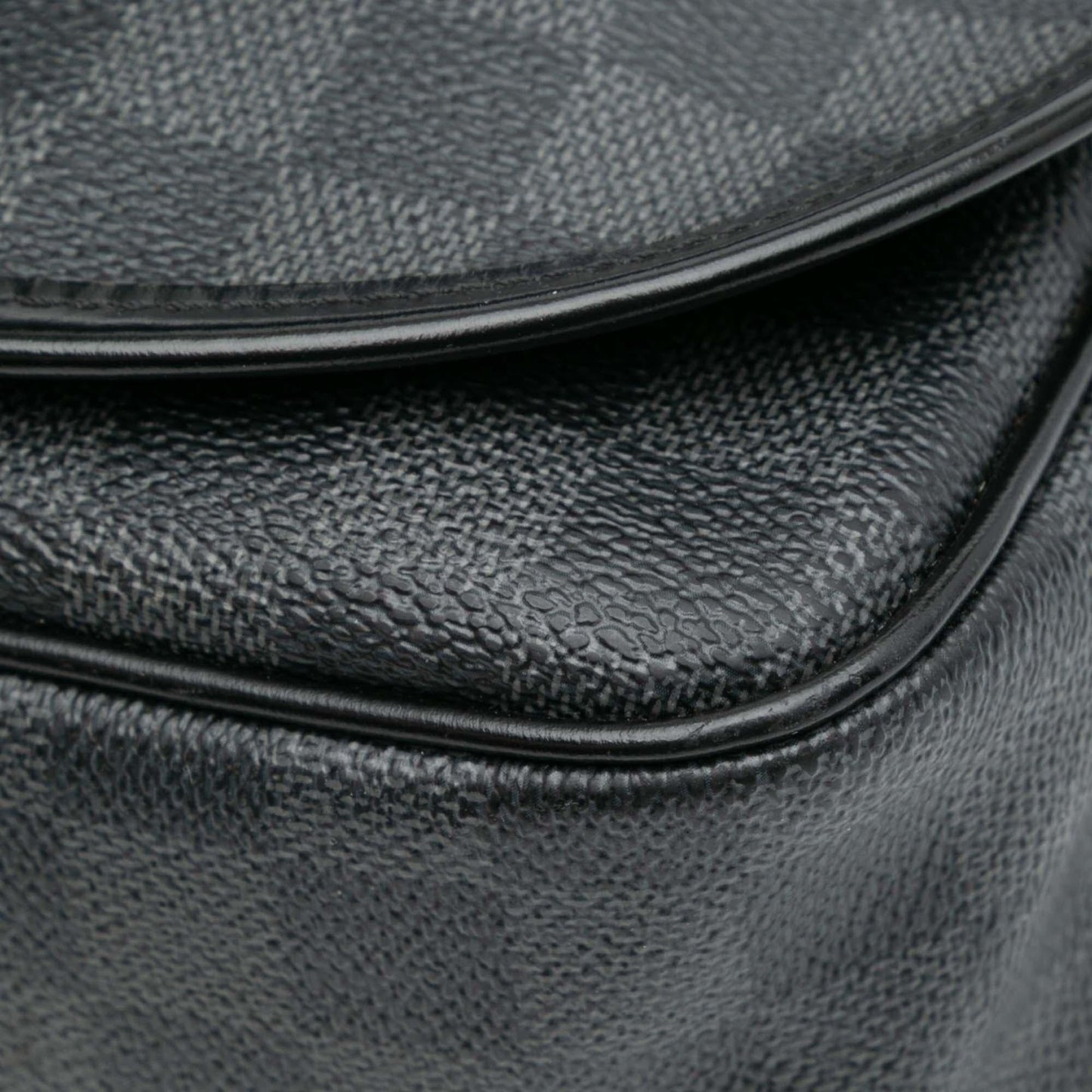 Louis Vuitton Damier Graphite Daniel MM