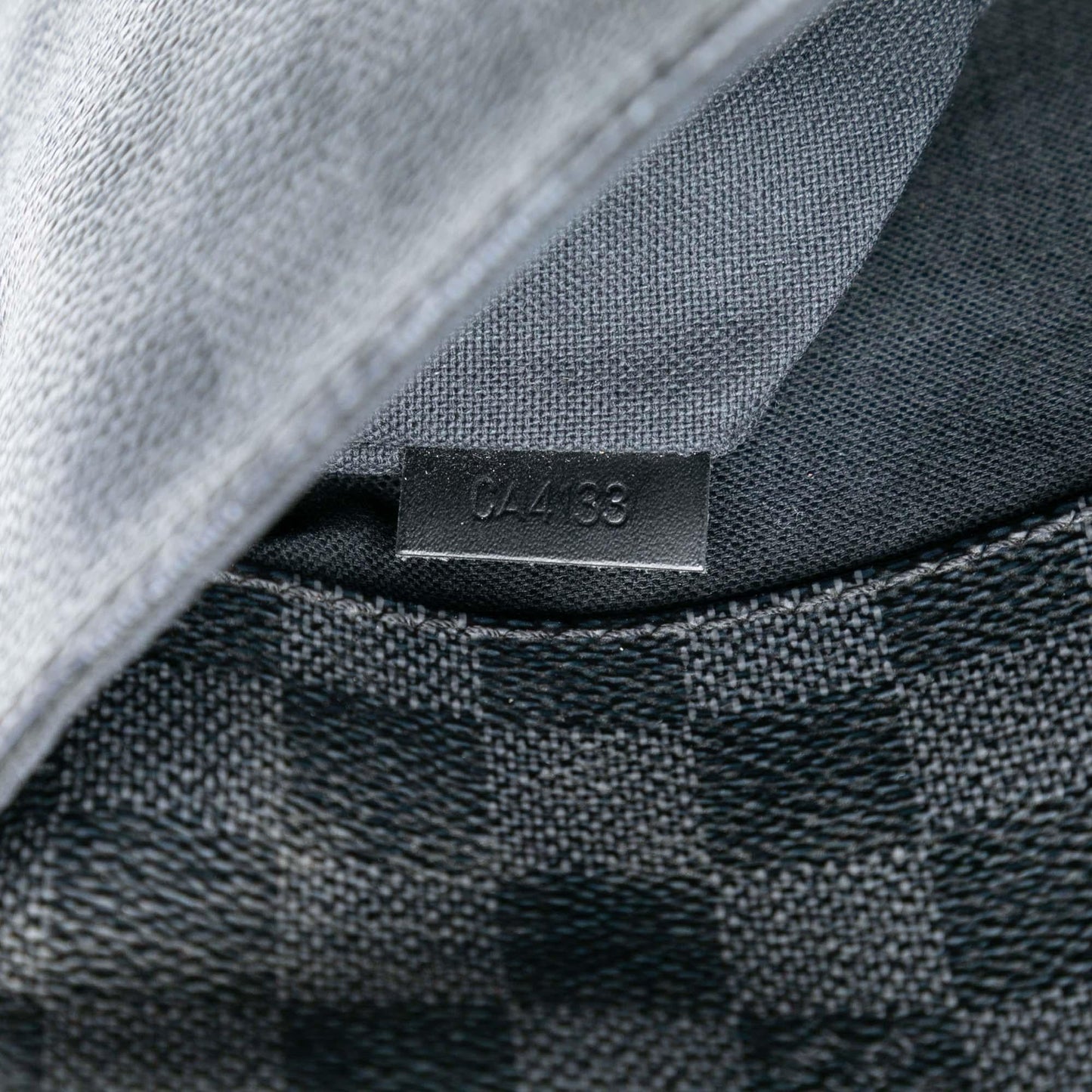 Louis Vuitton Damier Graphite Daniel MM