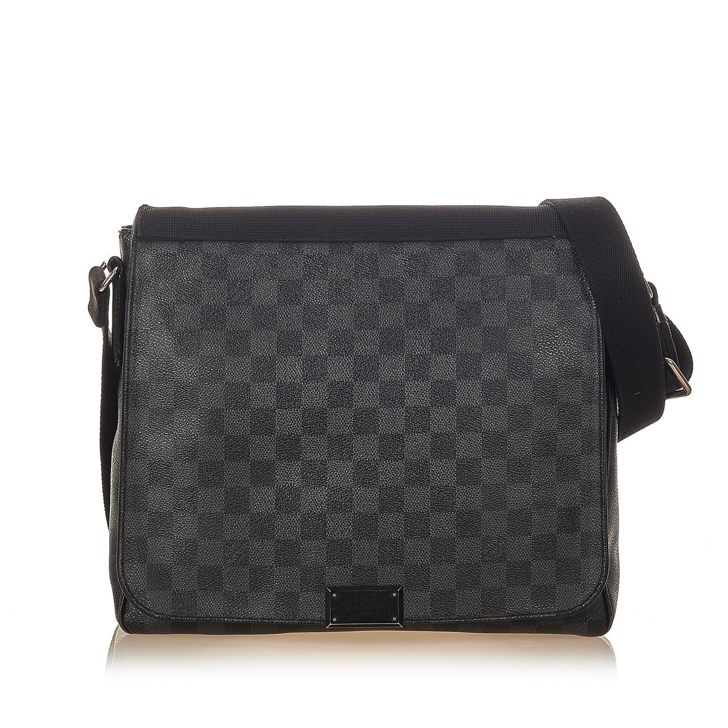 Louis Vuitton Damier Graphite District MM (SHG-26025)