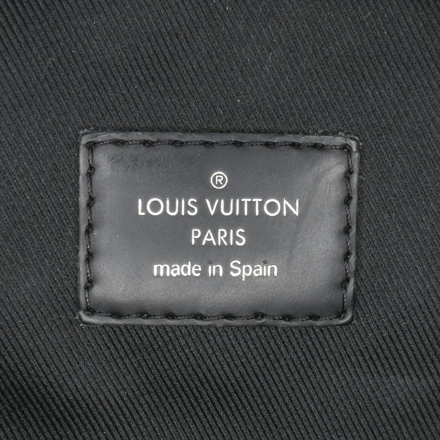 Louis Vuitton Damier Graphite District MM