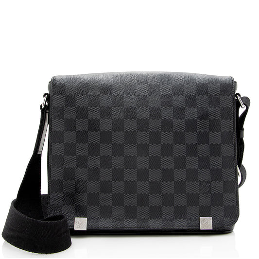 Louis Vuitton Damier Graphite District PM Messenger Bag (SHF-18831)