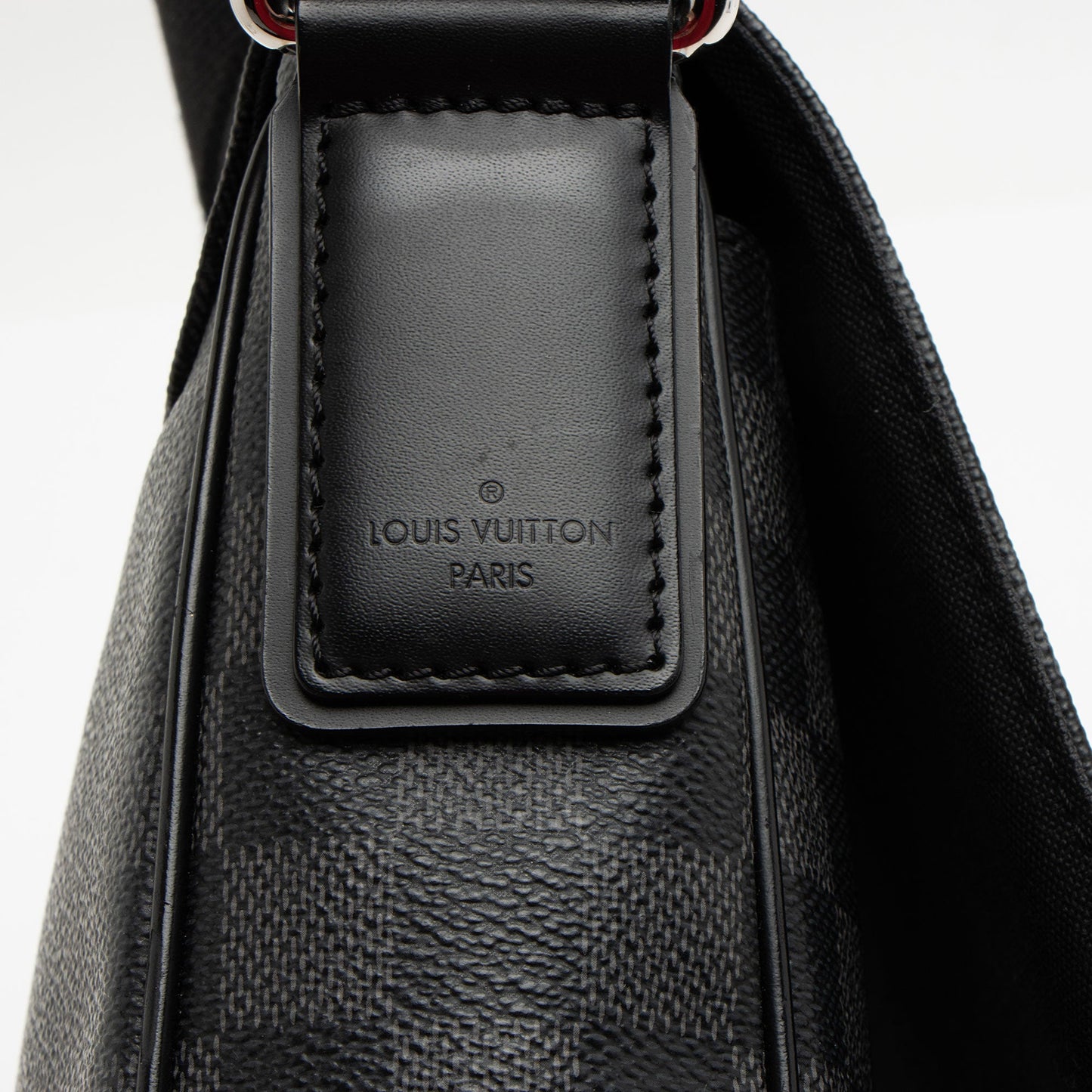 Louis Vuitton Damier Graphite District PM Messenger