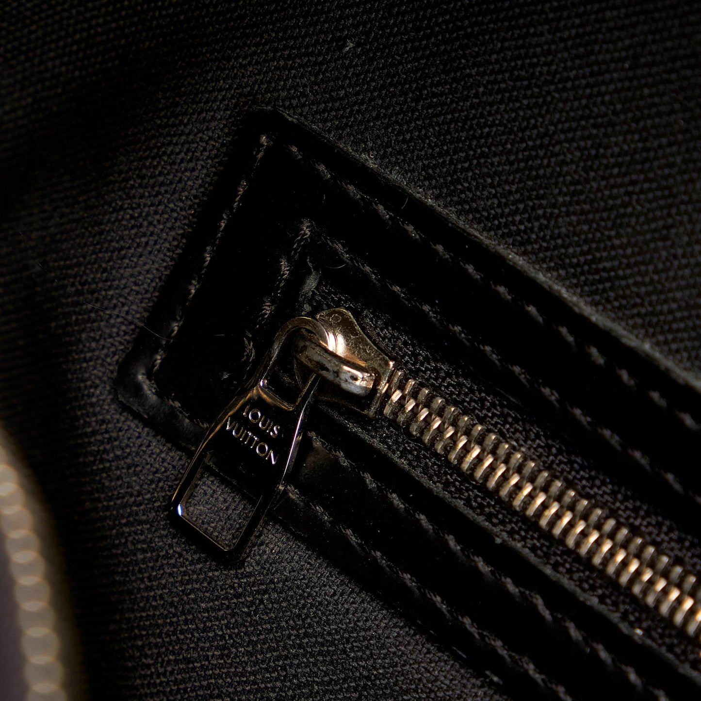 Louis Vuitton Damier Graphite Jorn (SHG-28417)