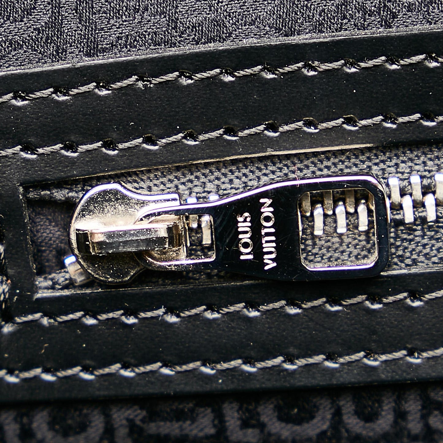 Louis Vuitton Damier Graphite Jorn (SHG-34322)