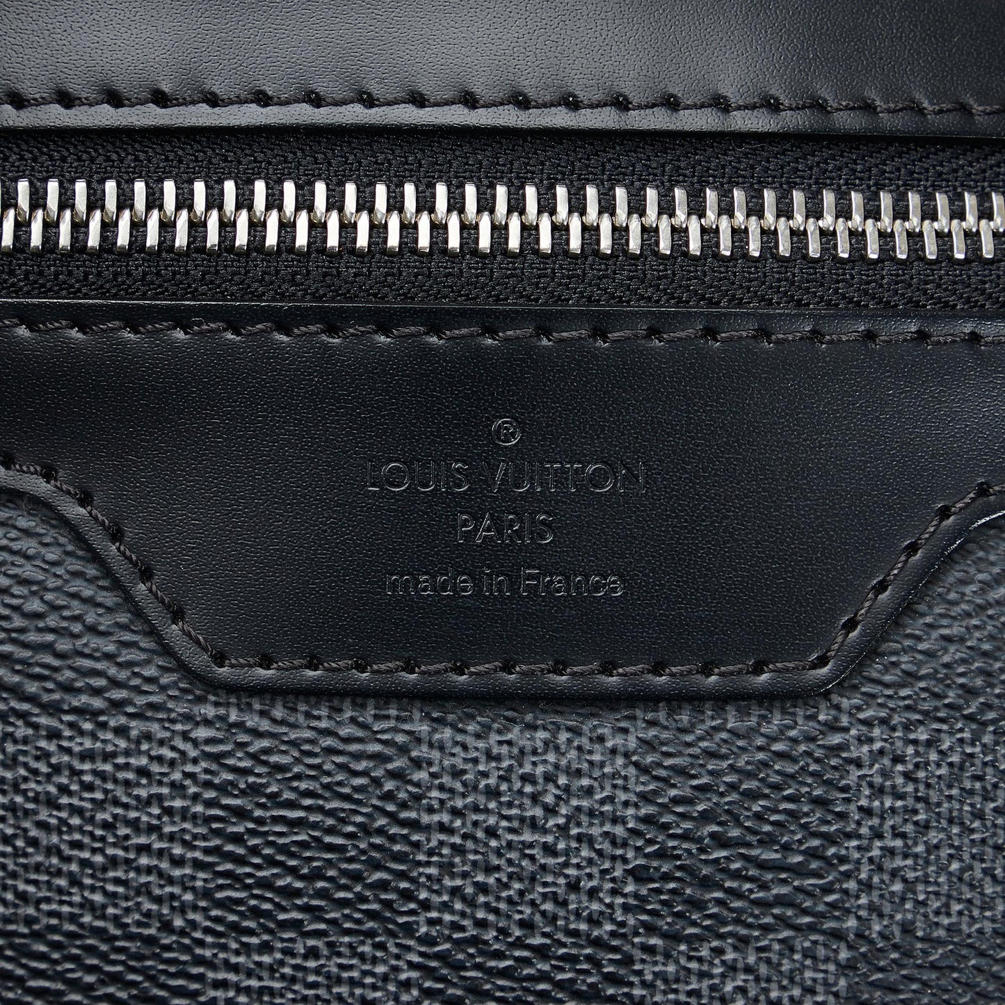 Louis Vuitton Damier Graphite Mick MM (SHG-kYuAh2)