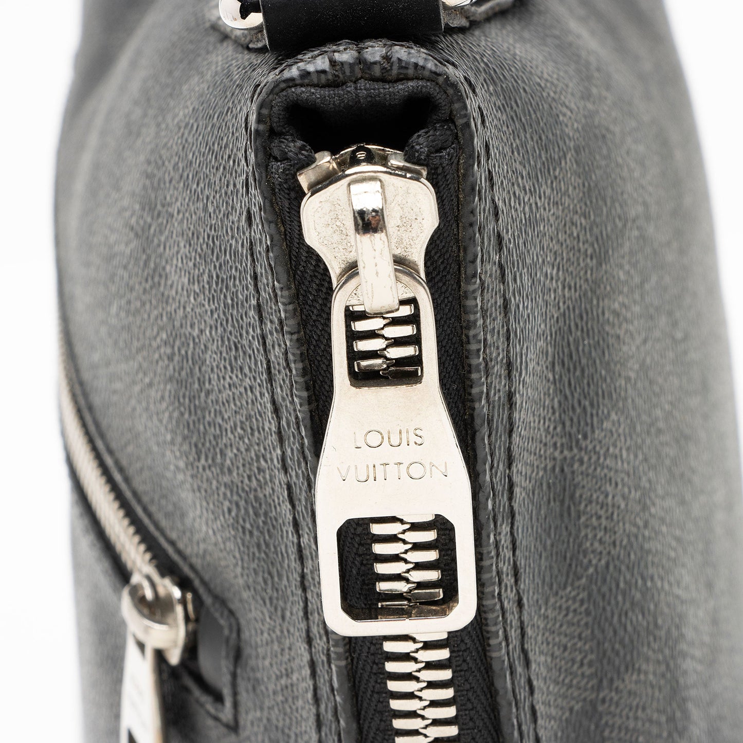 Louis Vuitton Damier Graphite Mick PM Shoulder Bag (SHF-eMLEKD)