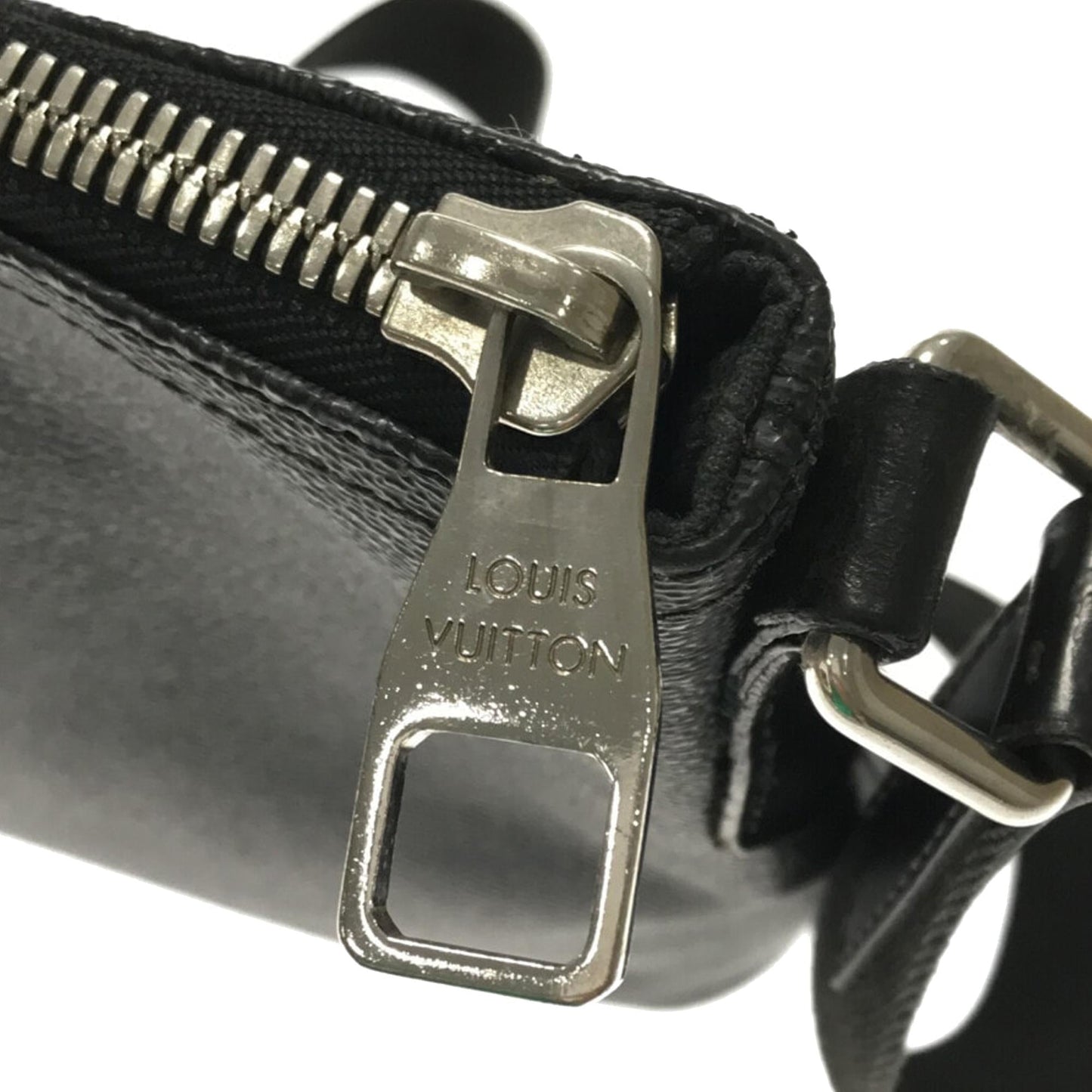 Louis Vuitton Damier Graphite Mick PM (SHG-4D8jnI)