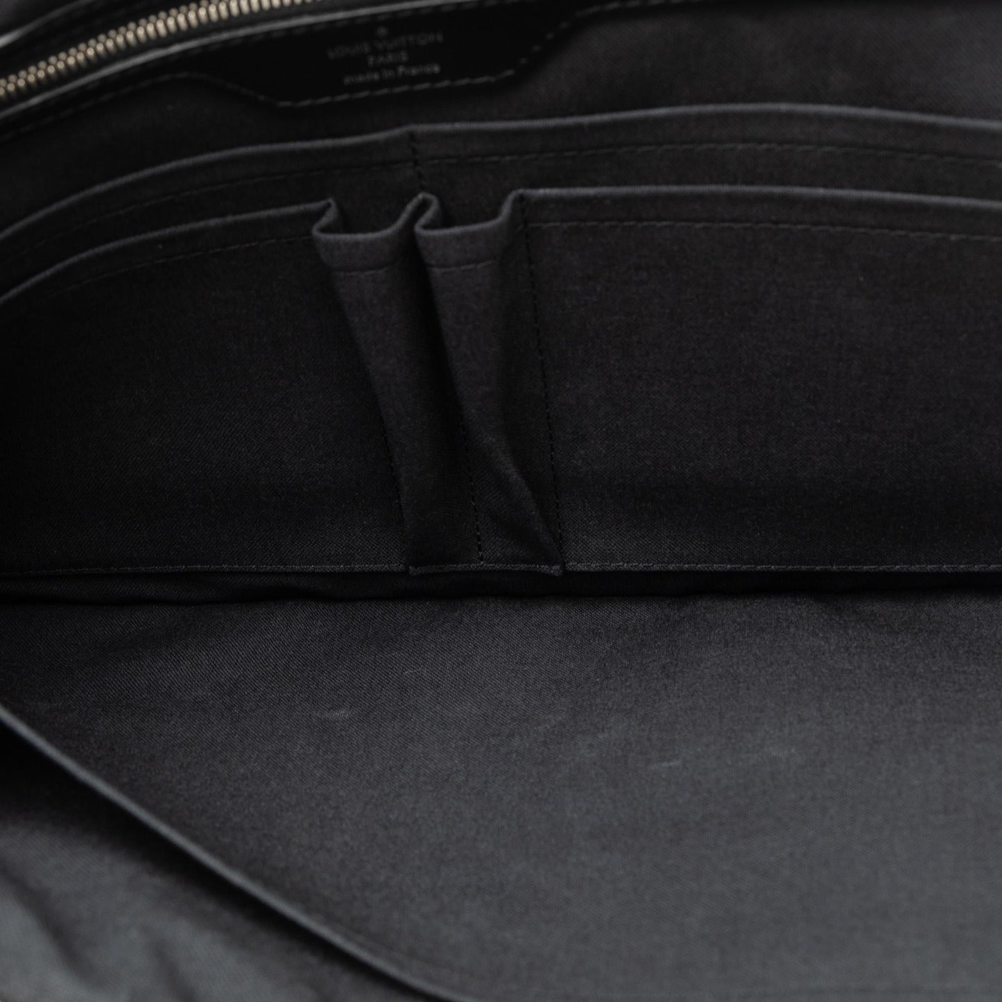 Louis Vuitton Damier Graphite Poche-Documents Portfolio (SHG-Y6oswW)