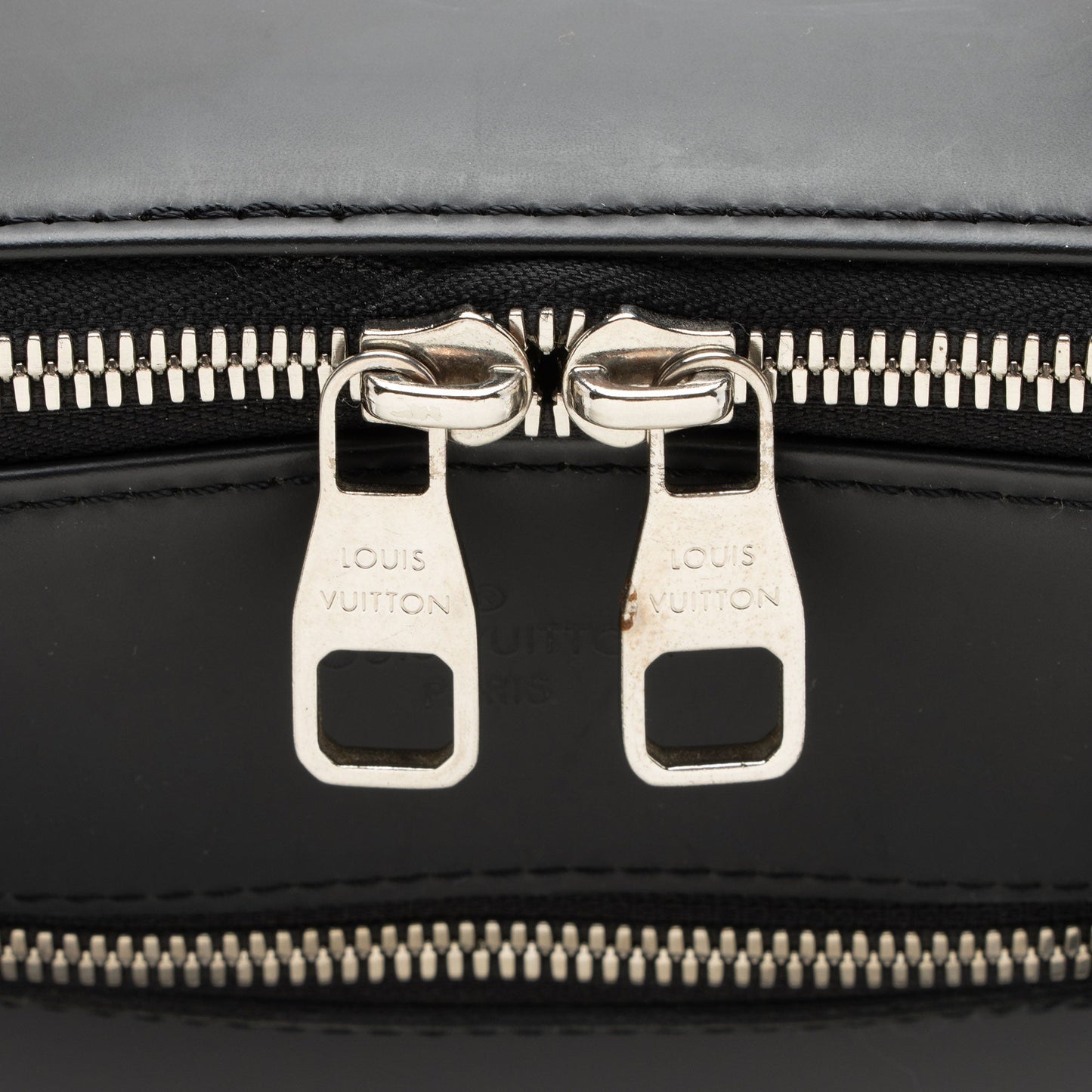 Louis Vuitton Damier Graphite Porte Documents Jour Messenger Bag