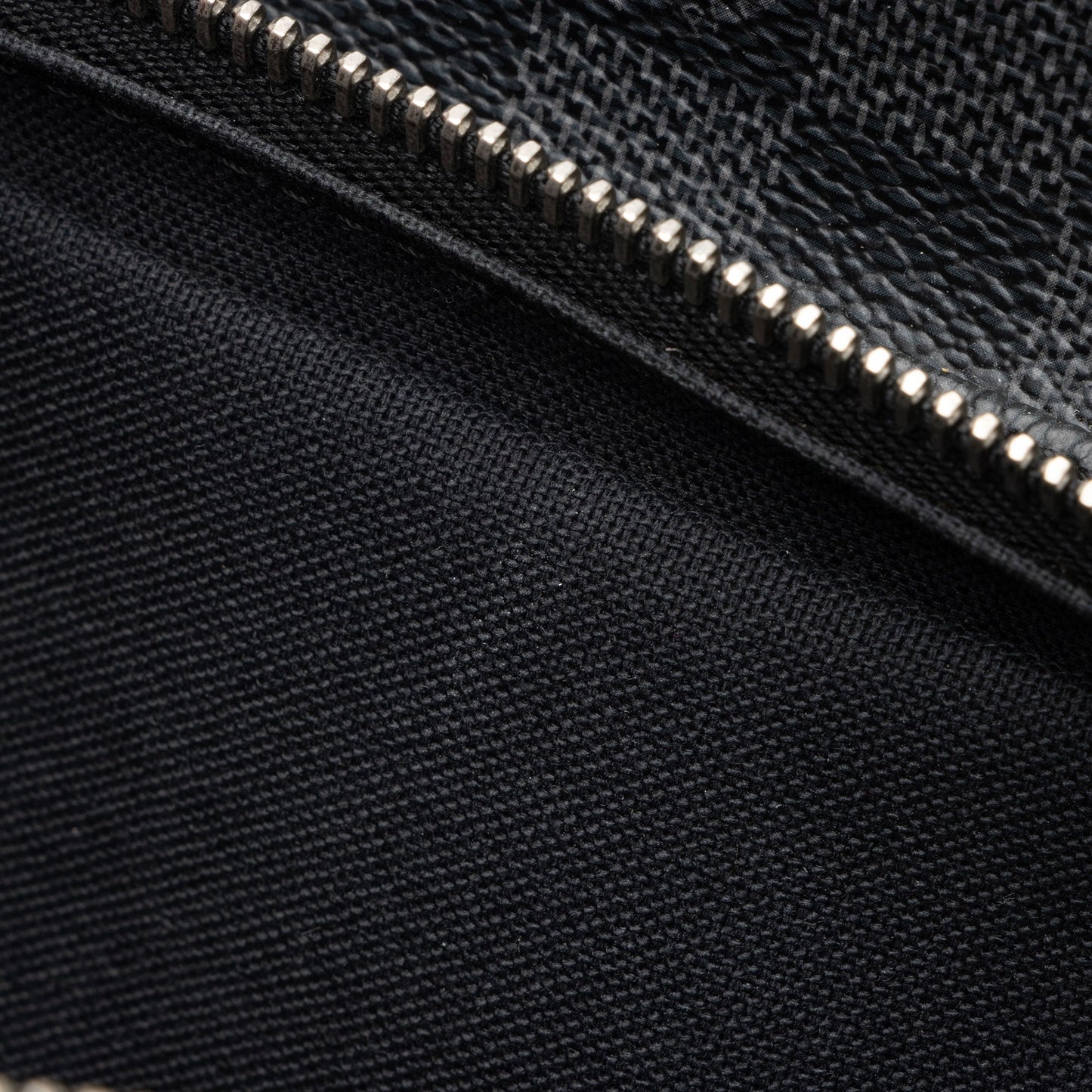 Louis Vuitton Damier Graphite Rem Messenger