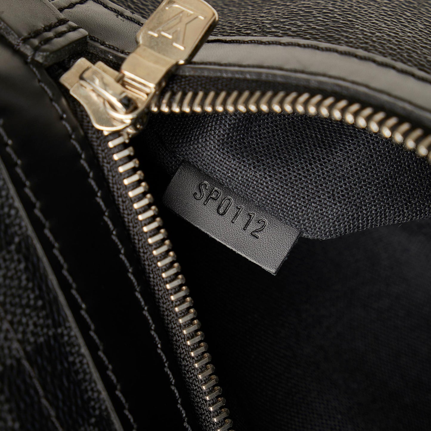 Louis Vuitton Damier Graphite Renzo (SHG-IrAh2y)