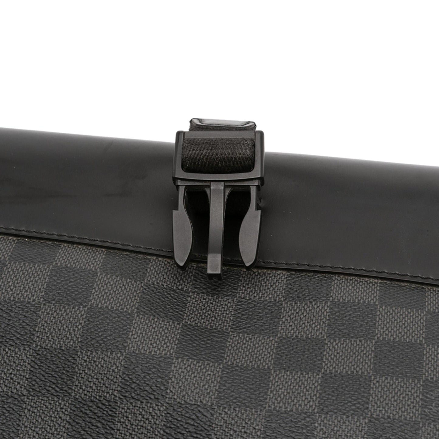 Louis Vuitton Damier Graphite Skyline Messenger MM