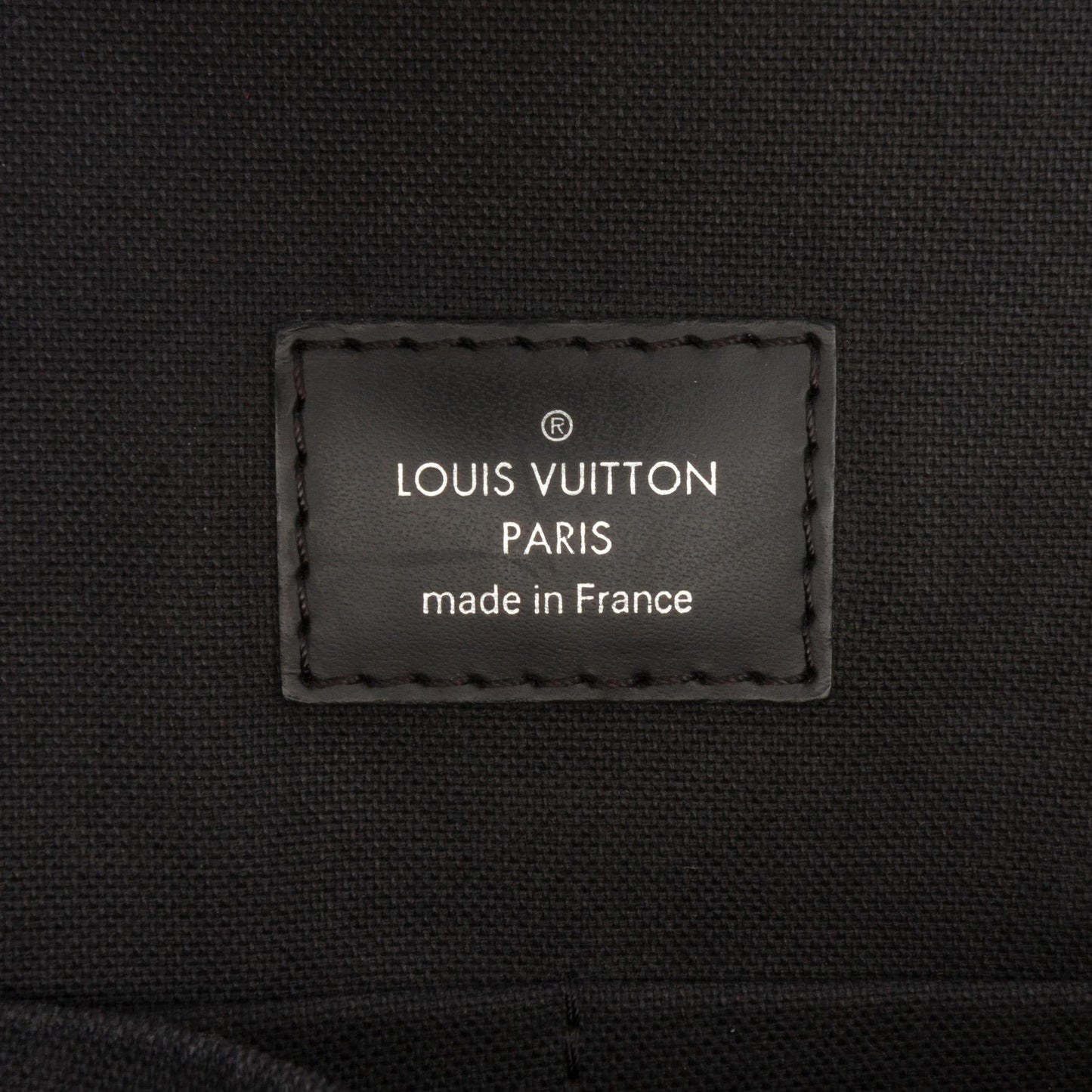 Louis Vuitton Damier Graphite Skyline Messenger MM