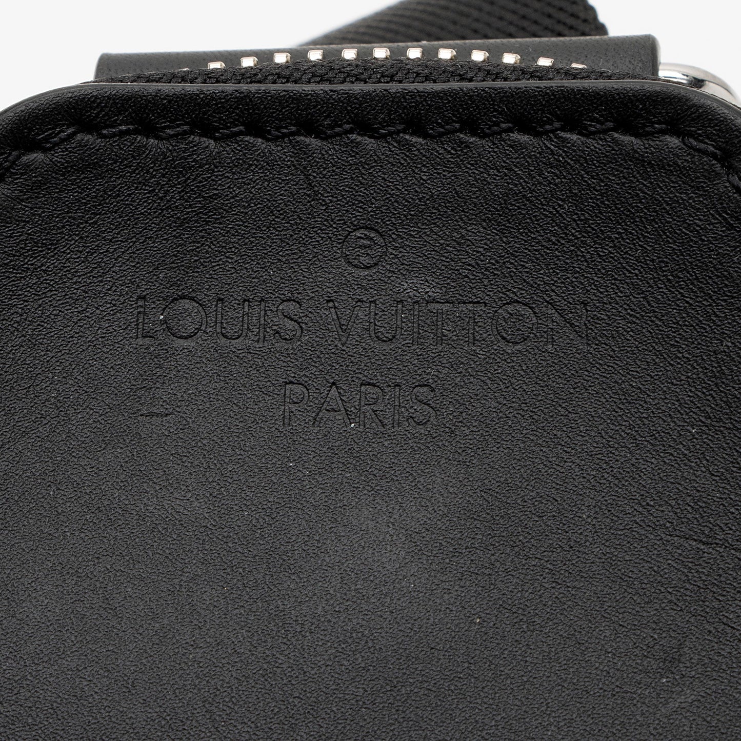 Louis Vuitton Damier Infini Avenue Sling NM Bag (SHF-9sJFWL)