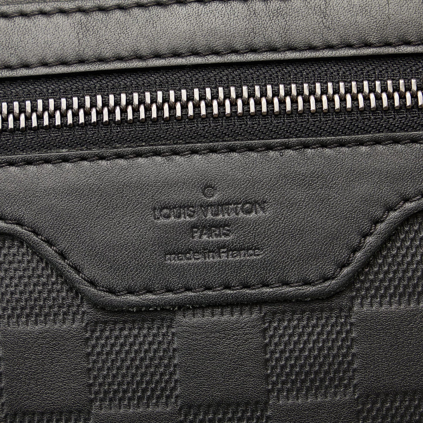 Louis Vuitton Damier Infini Calypso MM (SHG-8w62yb)