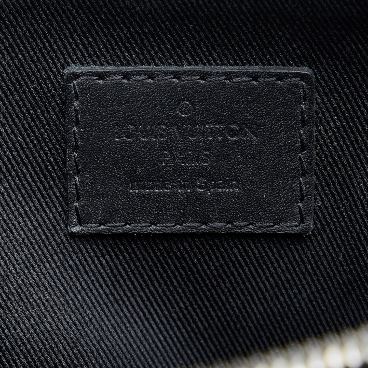 Louis Vuitton Damier Infini Discovery Messenger BB (SHG-MNoGbc)