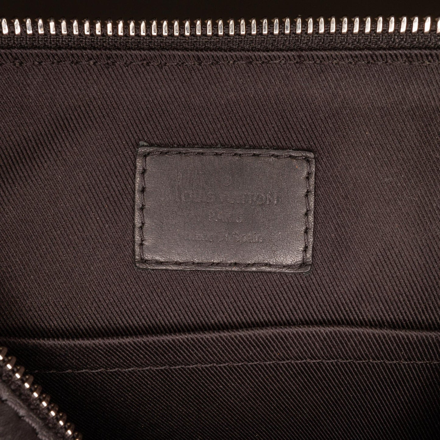 Louis Vuitton Damier Infini Discovery Messenger BB (SHG-xBkVzV)