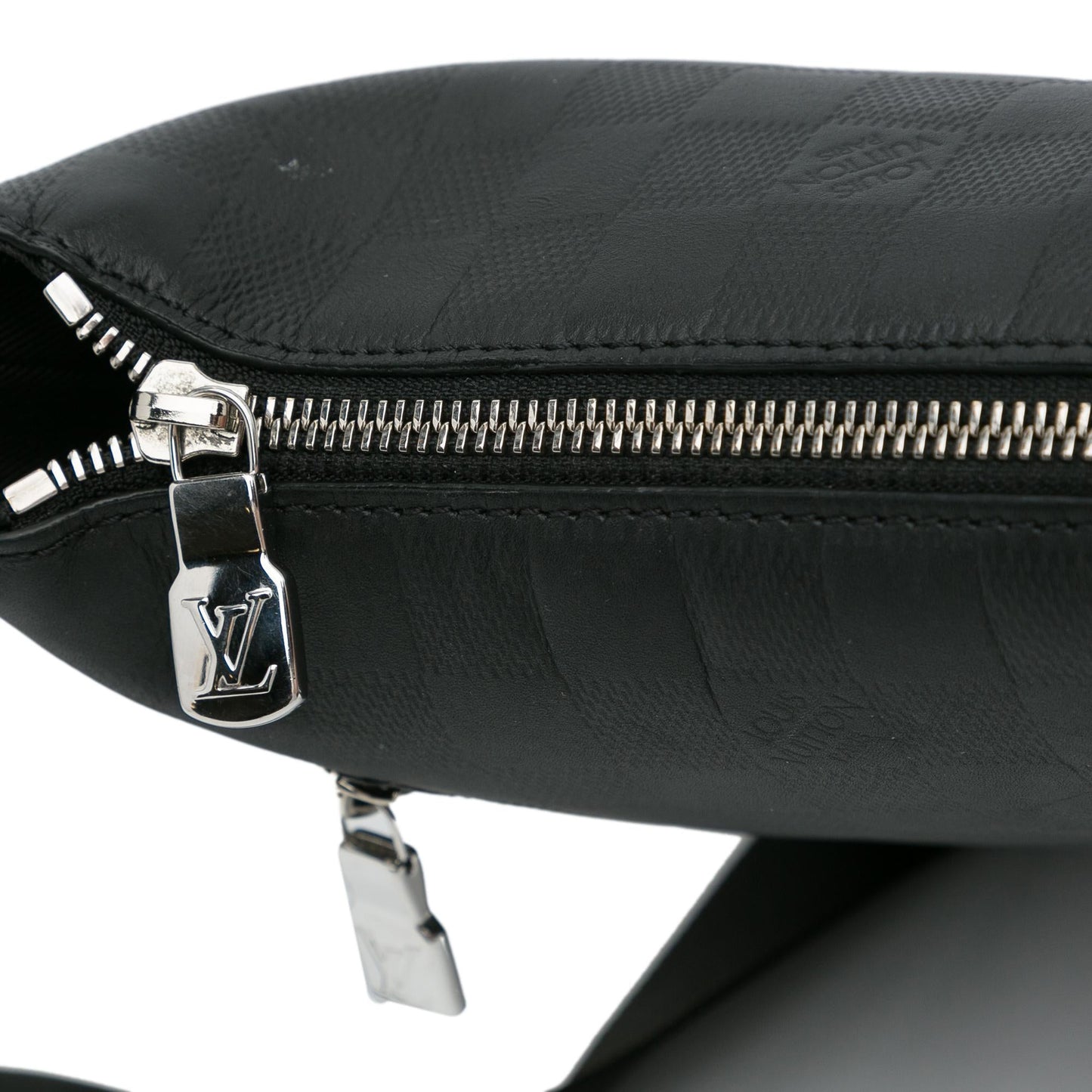 Louis Vuitton Damier Infini Discovery Messenger BB (SHG-xBkVzV)